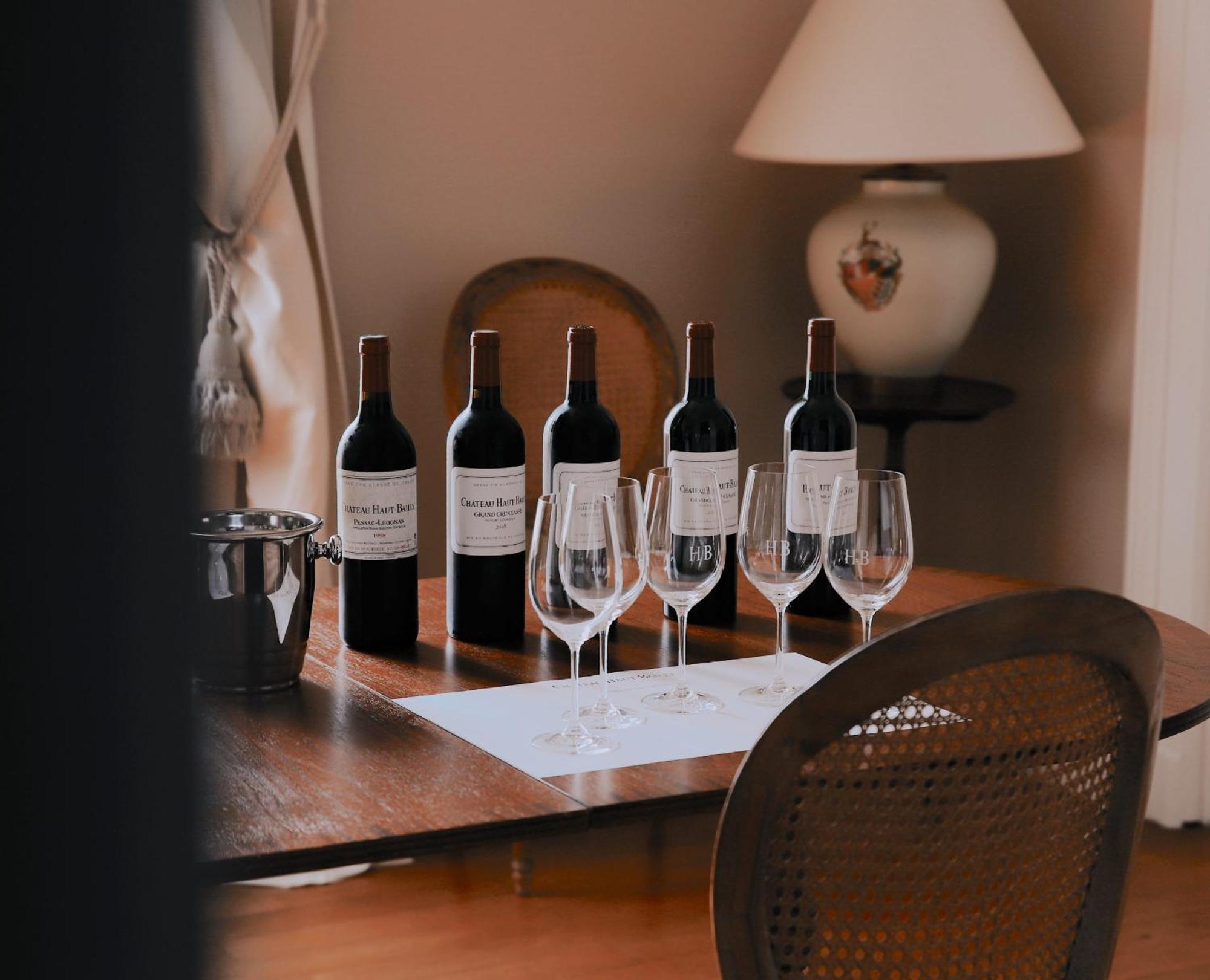 La Chartreuse Haut-Bailly - Anciennement Chateau Le Pape Леоньян Экстерьер фото